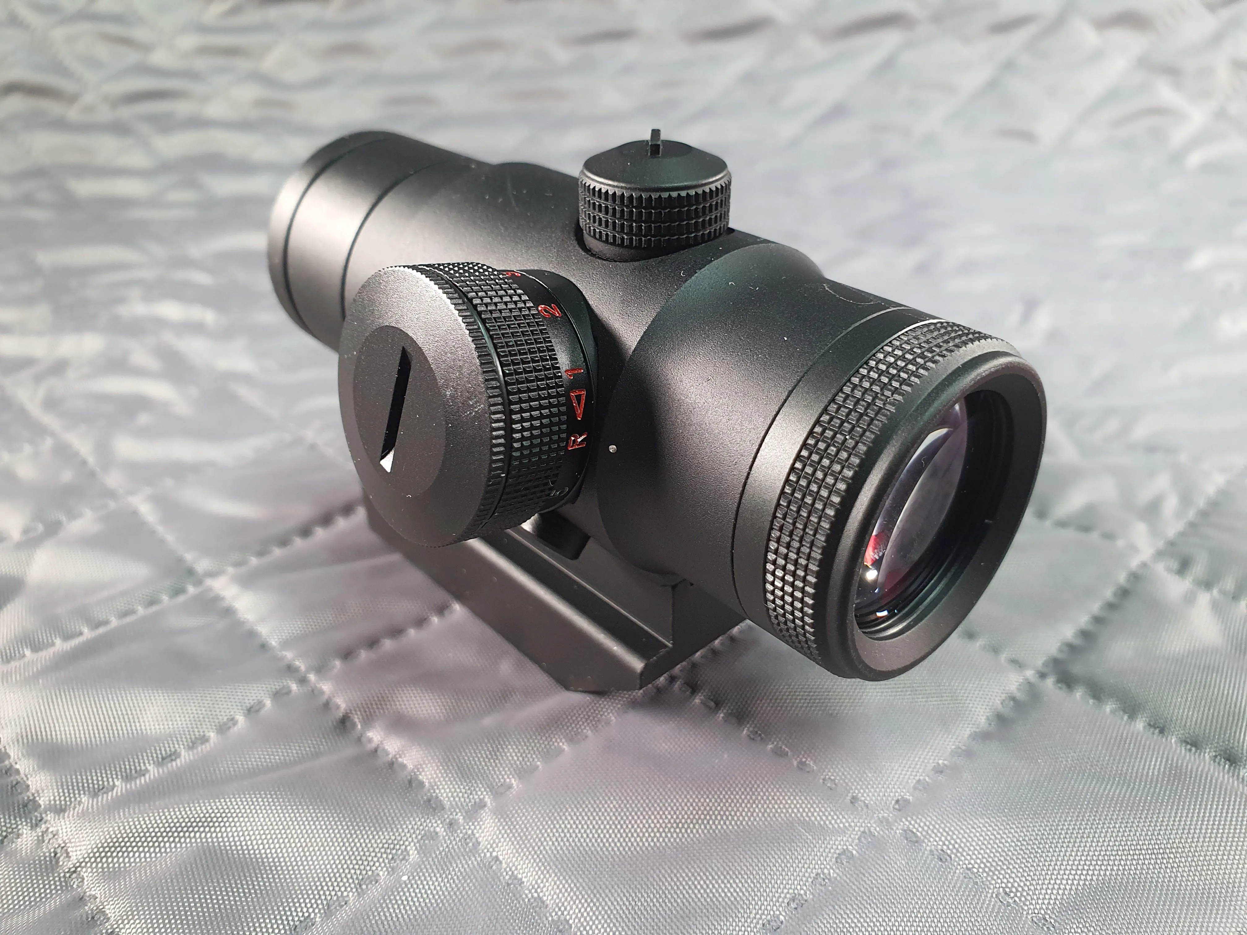 Призматический прицел Focuhunter 3x30