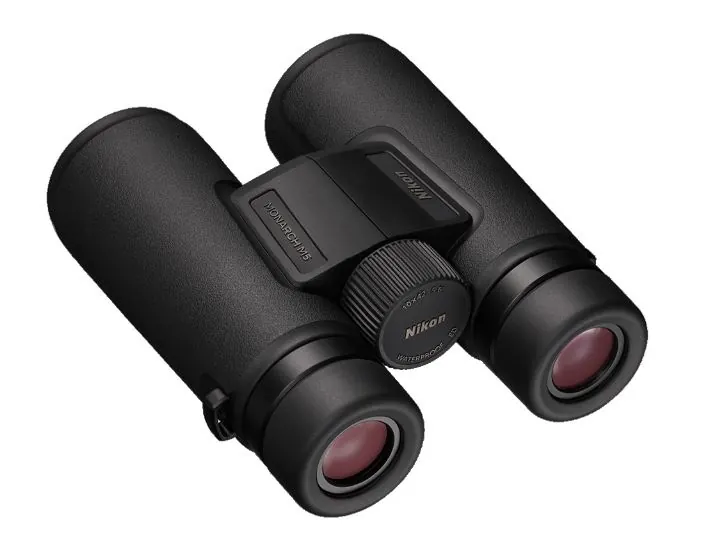 Бинокль Nikon Monarch M5 10x42
