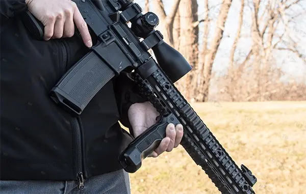 Быстросъемная рукоять/сошки Leapers на Weaver, 13-20см (MNT-DG02Q)