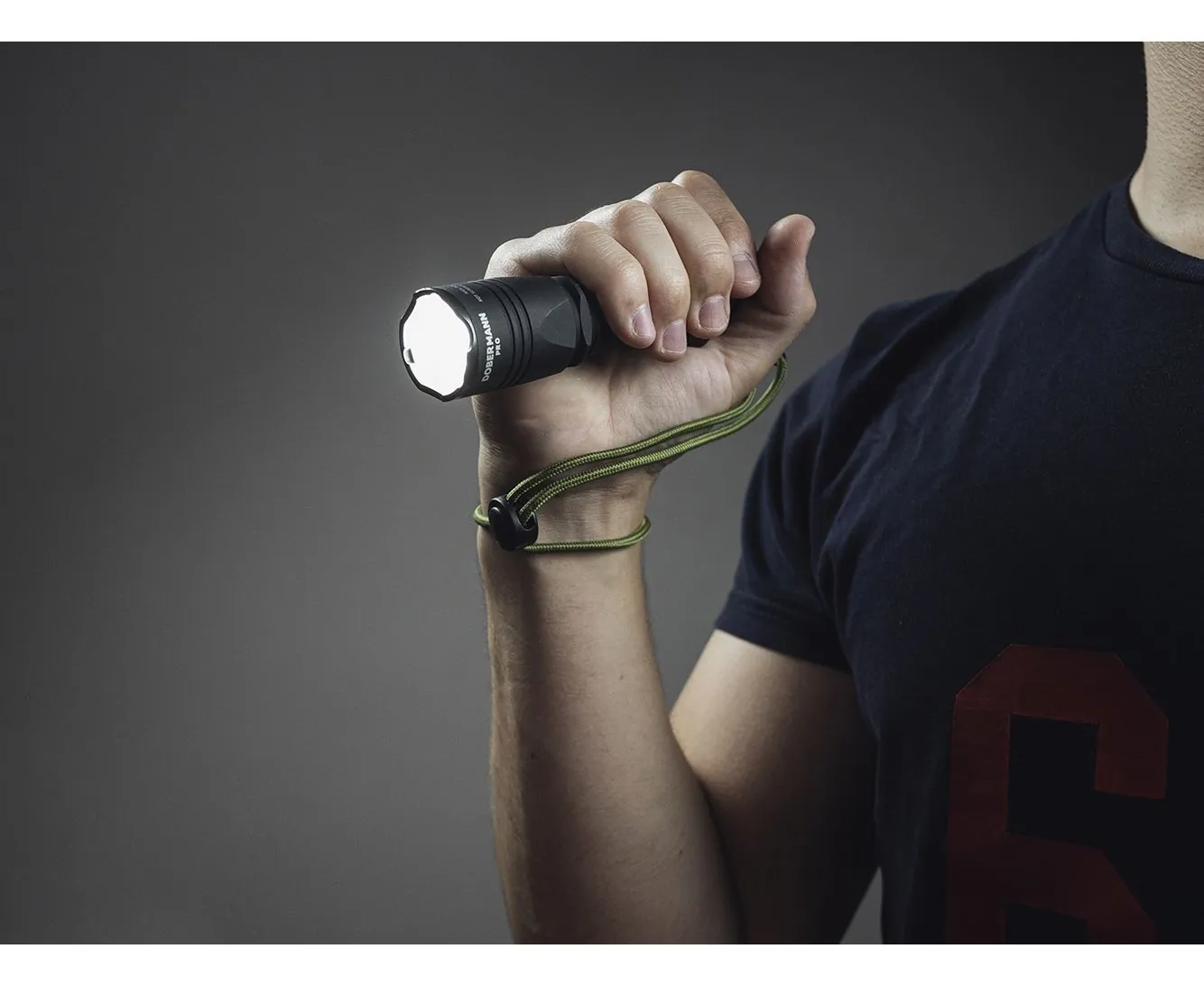 Фонарь ARMYTEK DOBERMANN PRO Magnet USB (Тёплый свет)