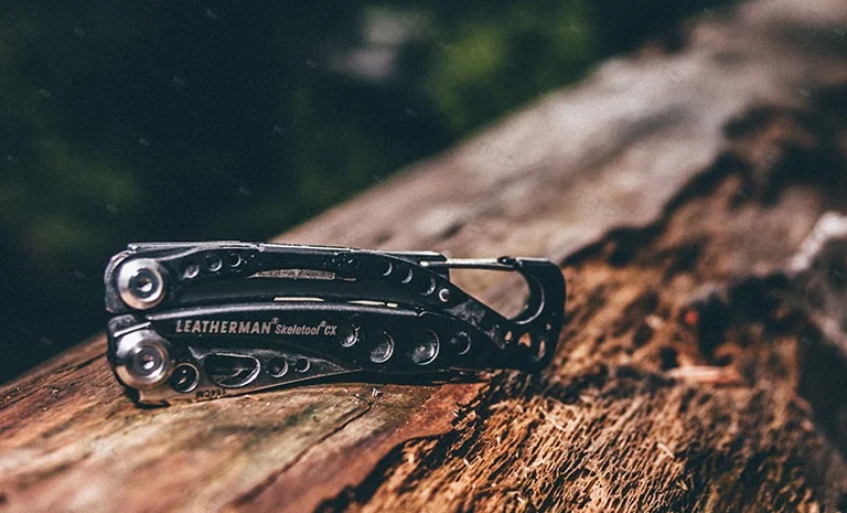 Мультитул LEATHERMAN Skeletool CX