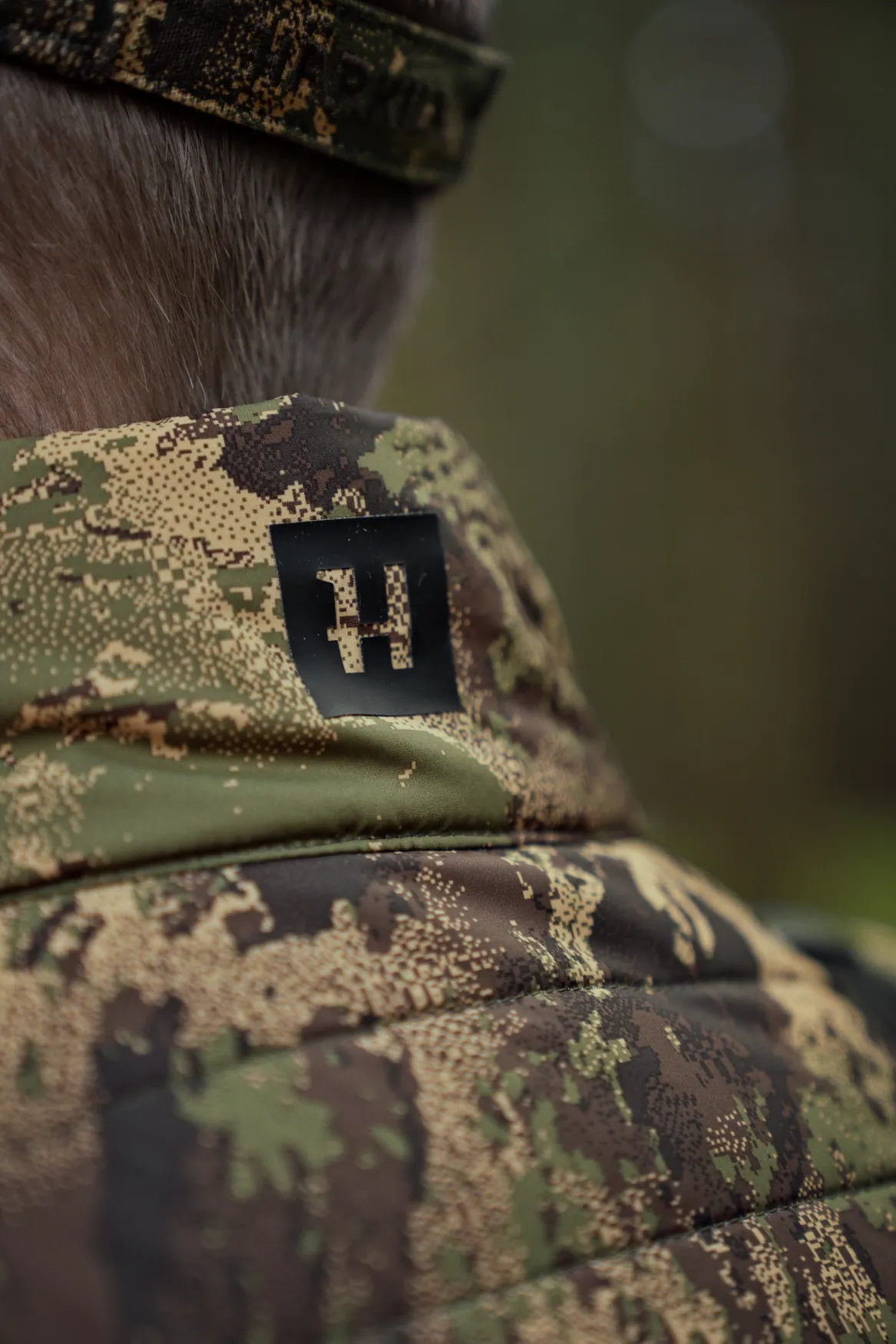 Жилет HARKILA Deer Stalker Camo Reversible Packable Waistcoat