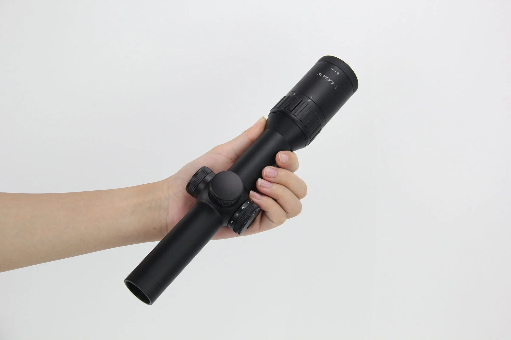 Оптический прицел Longot 1-6x24 IR