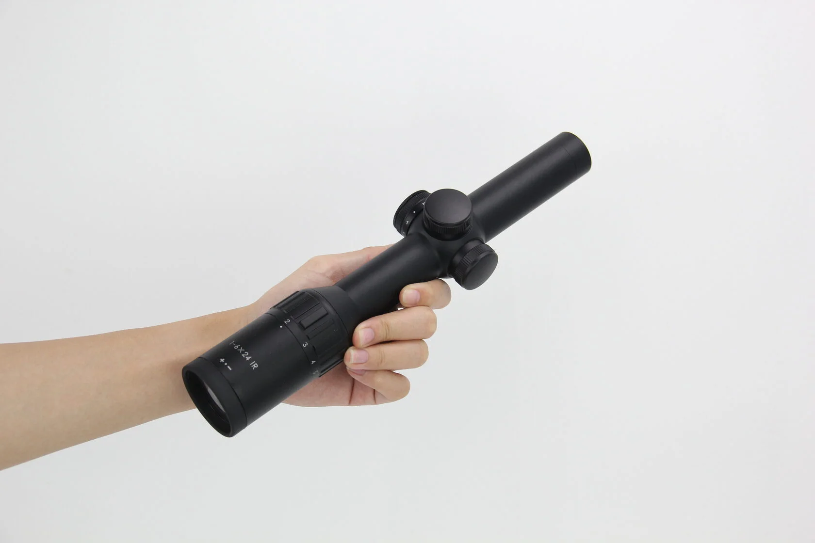 Оптический прицел Longot 1-6x24 IR